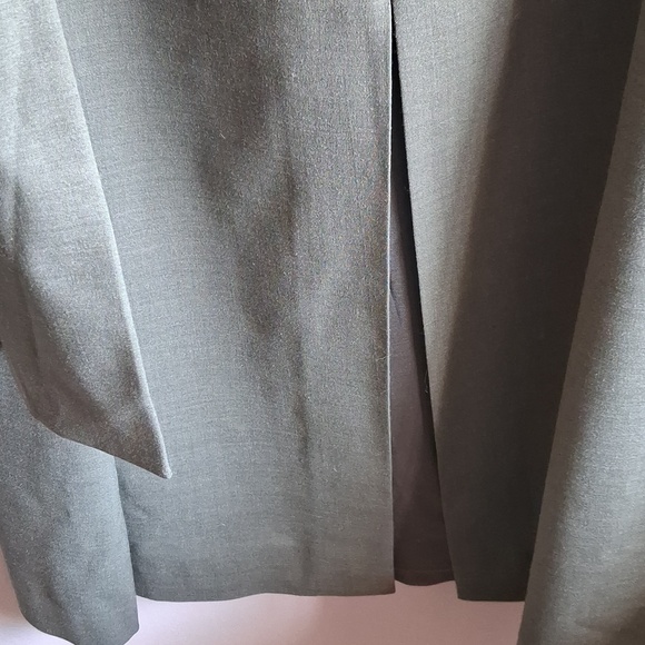 Amanda Smith Olive Green Blazer Jacket And Skirt - Picture 8 of 8